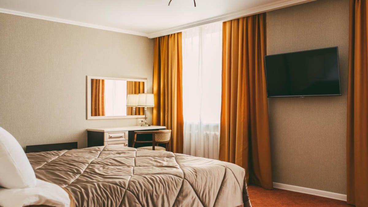 Dostyq Kokshetau Hotel Buitenkant foto