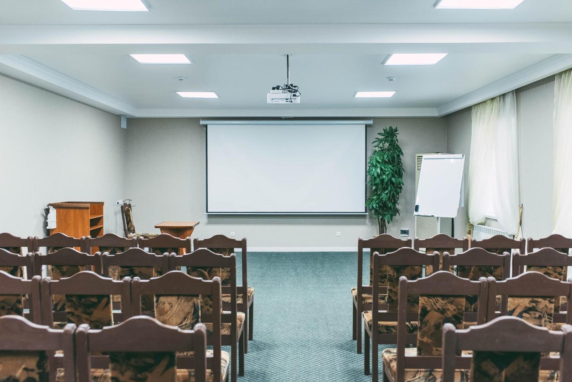 Dostyq Kokshetau Hotel Buitenkant foto
