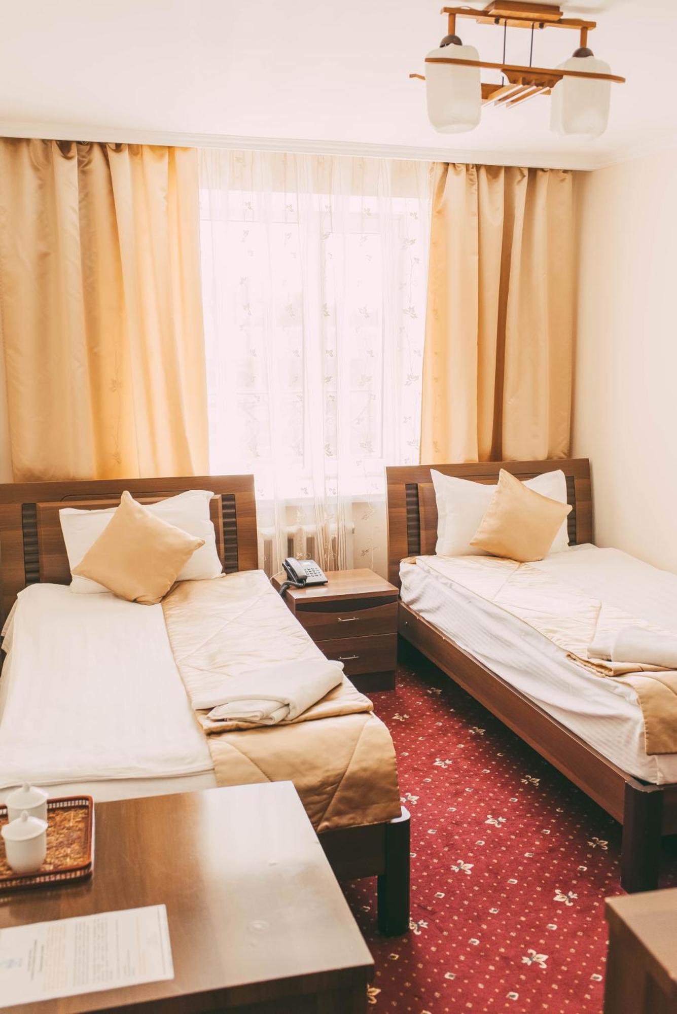 Dostyq Kokshetau Hotel Buitenkant foto
