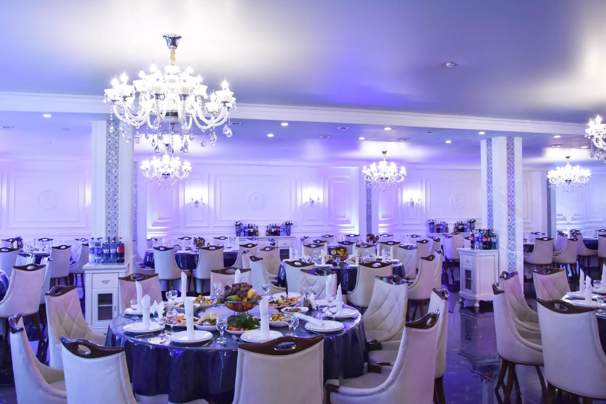 Dostyq Kokshetau Hotel Buitenkant foto